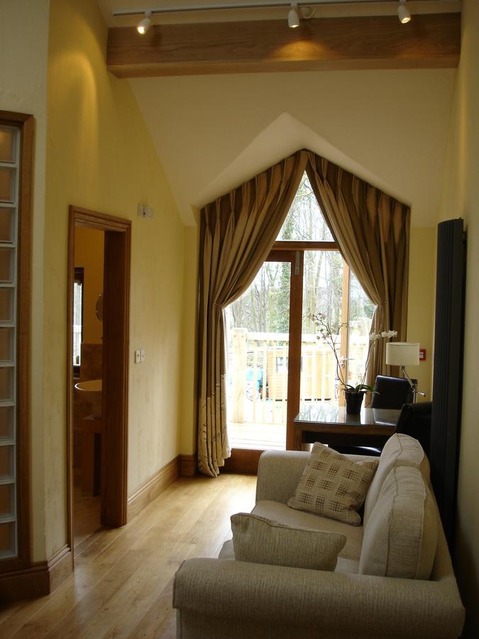 The Kinmel Arms Otel Abergele Oda fotoğraf